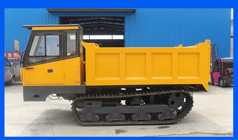 8吨履带运输车实拍图